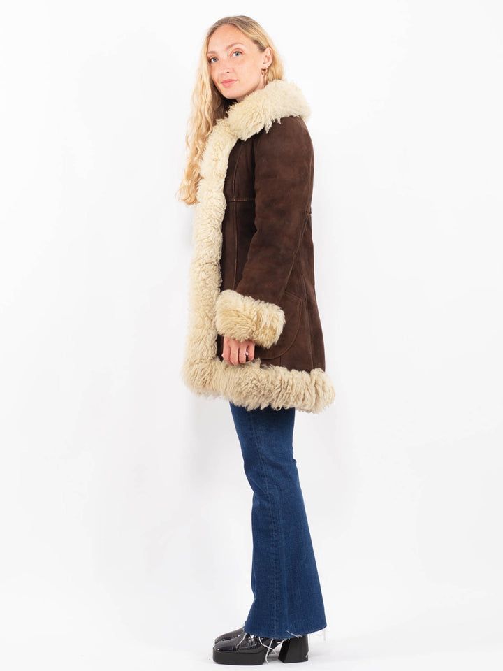 Vintage 70's Women Sheepskin Coat in BrownA0376