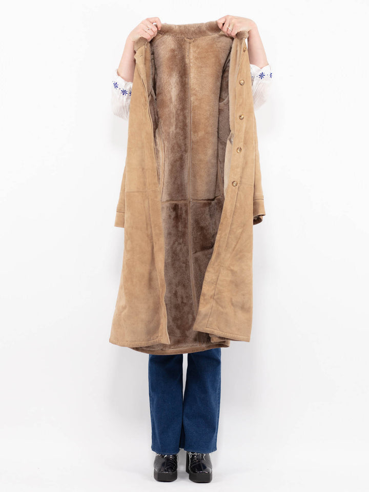 Vintage 70's Women Sheepskin Coat in BeigeA1005