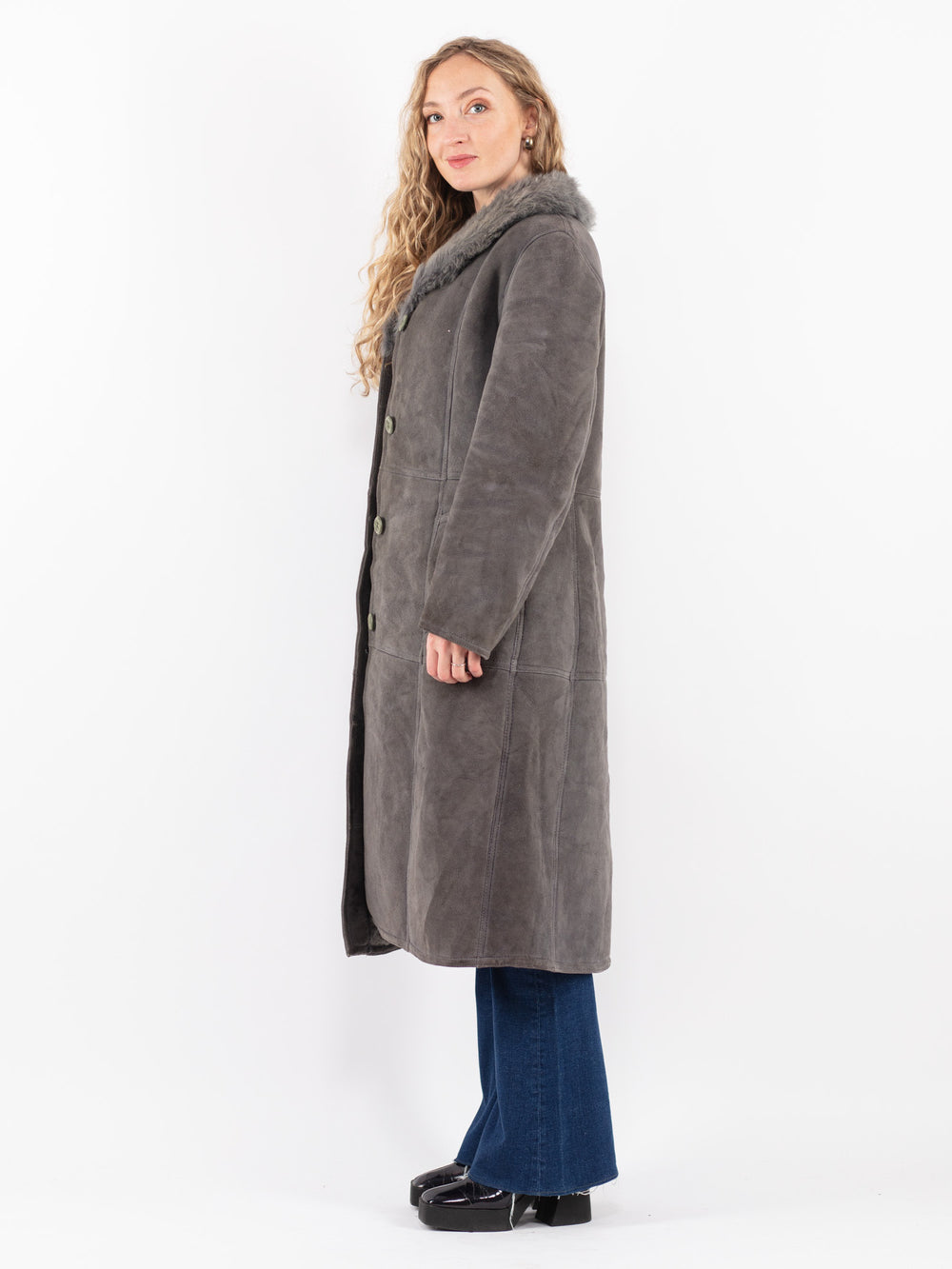 Vintage 70's Women Sheepskin Coat in Gray
