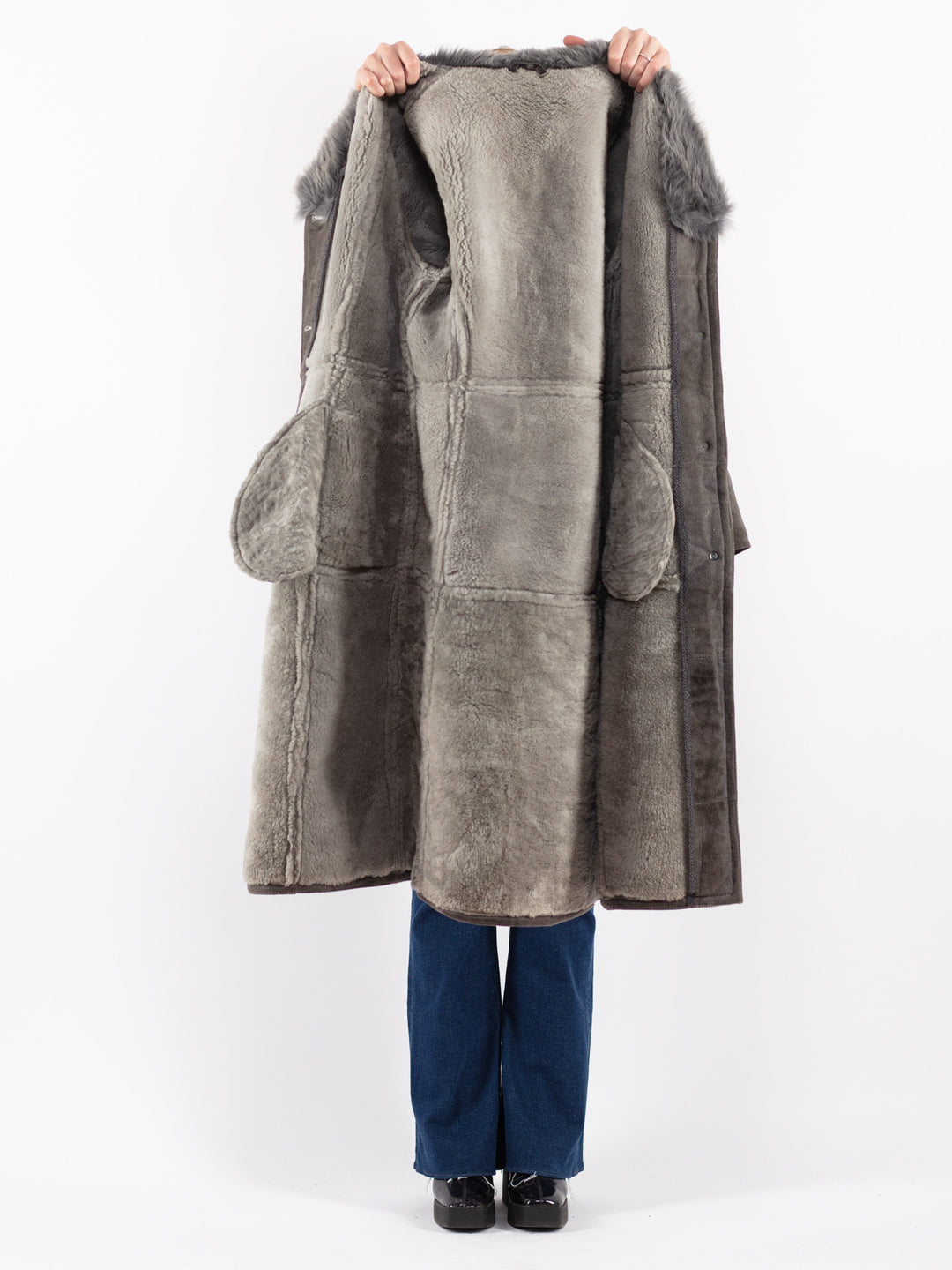 Vintage 70's Women Sheepskin Coat in Gray