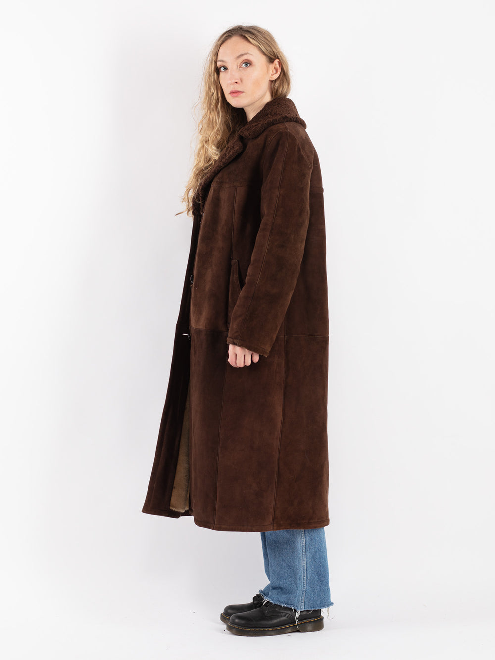 Vintage 70's Women Sheepskin Coat in Brown