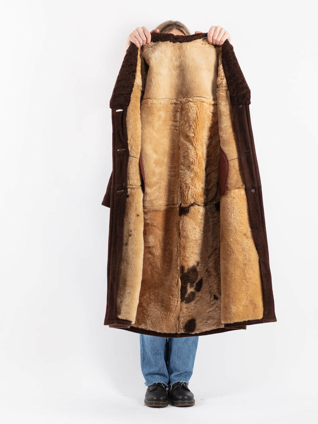 Vintage 70's Women Sheepskin Coat in Brown