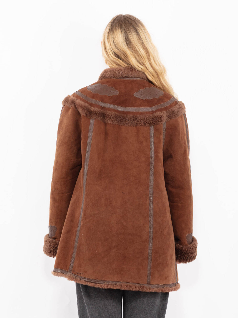 Vintage 70's Women Sheepskin Coat in BrownA0623