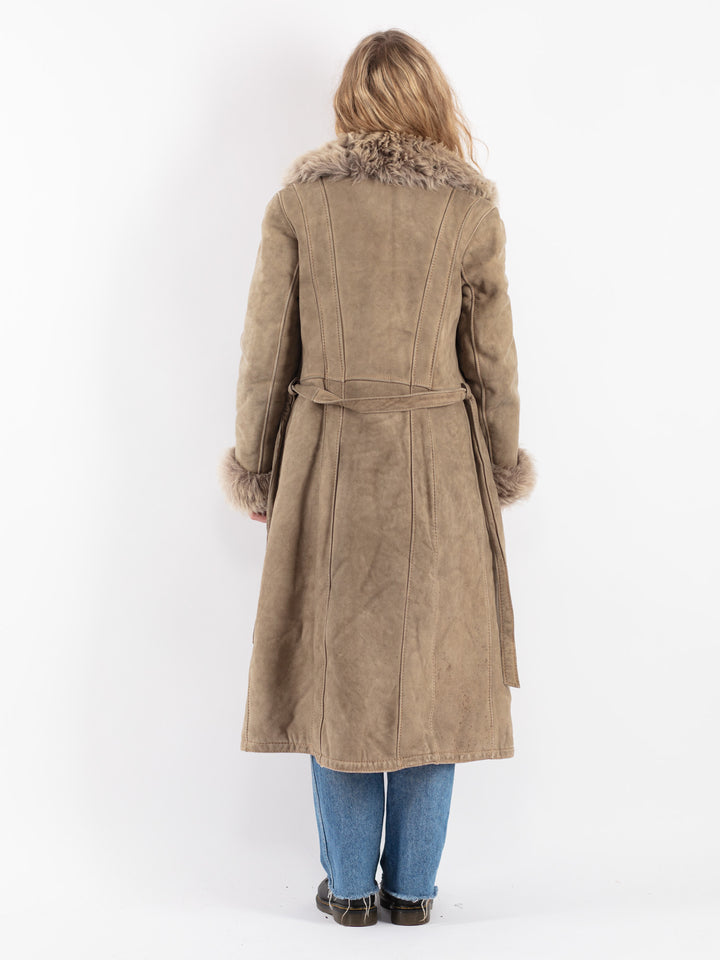 Vintage 70's Women Sheepskin Coat in Beige
