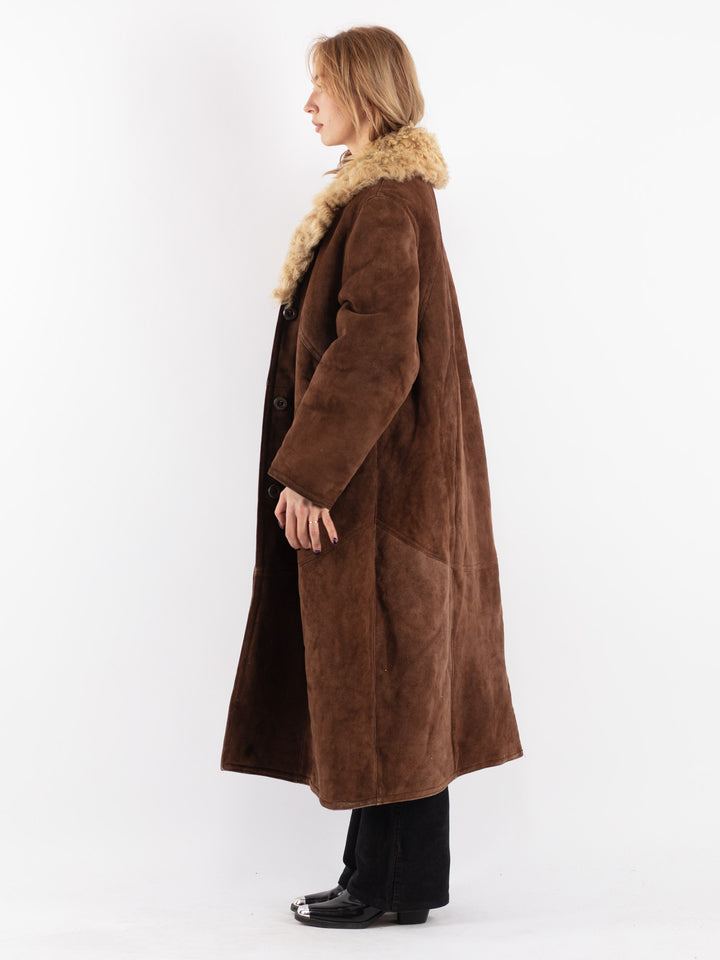 Vintage 70's Women Sheepskin Coat in Brown