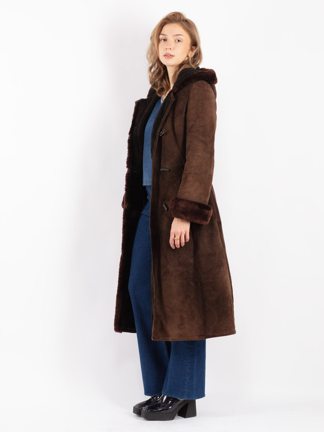 Vintage 70's Women Sheepskin Coat in Brown