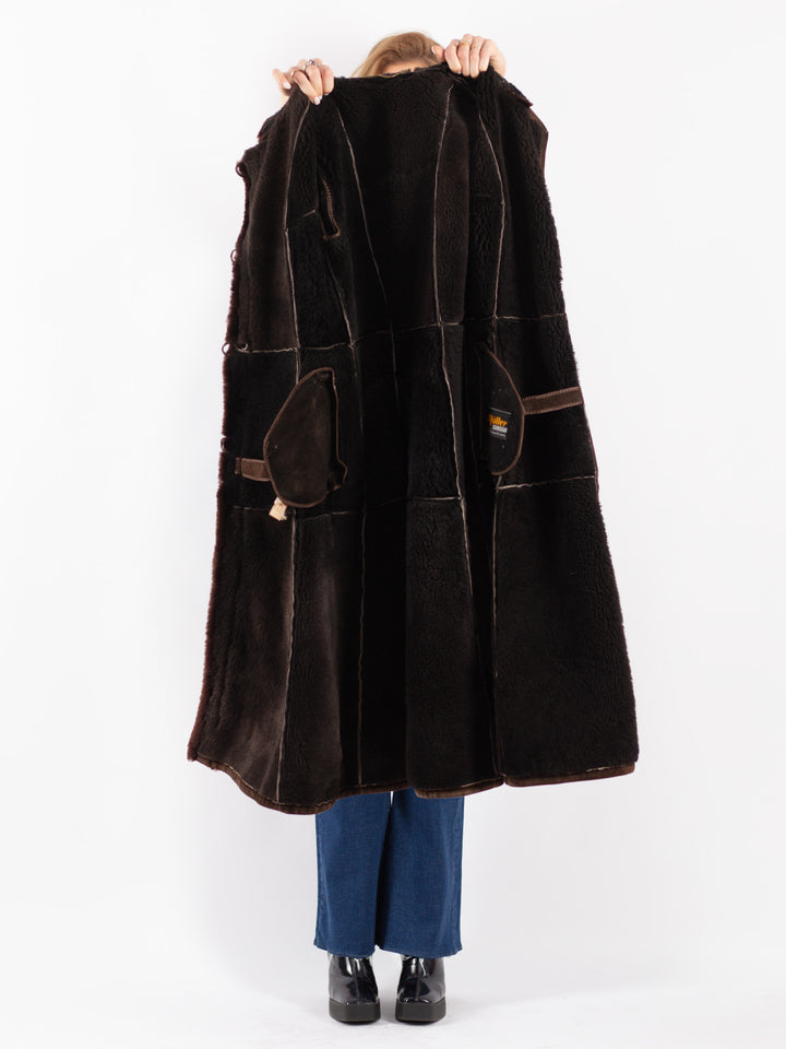 Vintage 70's Women Sheepskin Coat in Brown