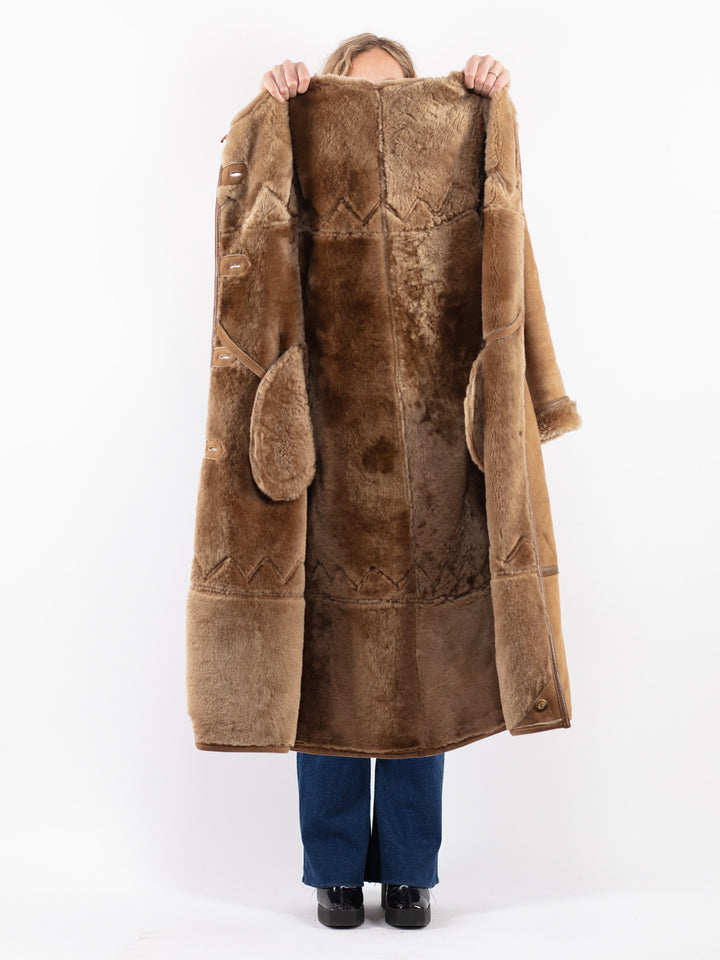 Vintage 70's Women Sheepskin Coat in Beige