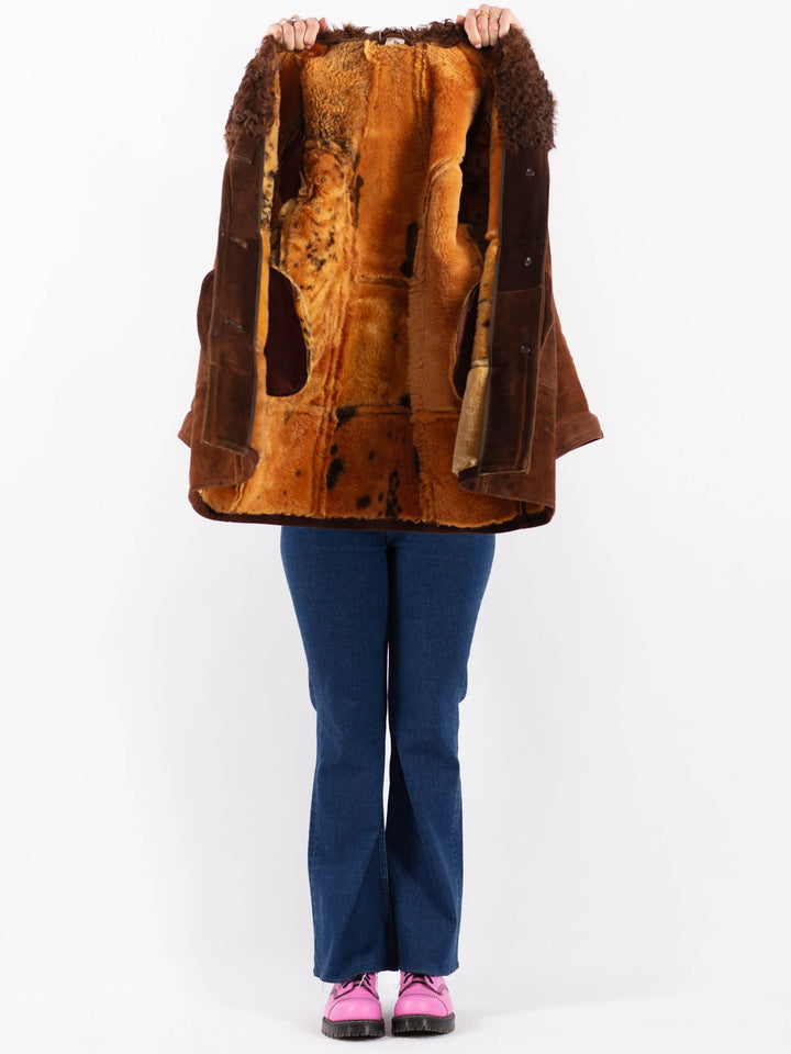 Vintage 70's Women Sheepskin Coat in BrownV9559