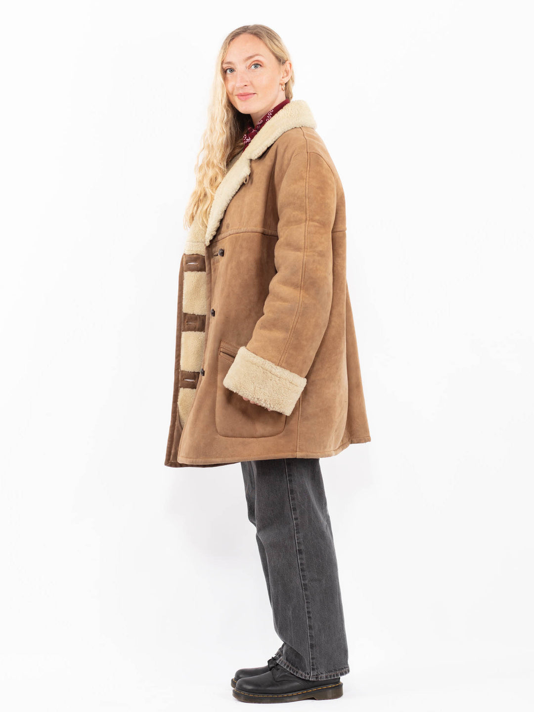 Vintage 70's Women Sheepskin Coat in BrownA0628