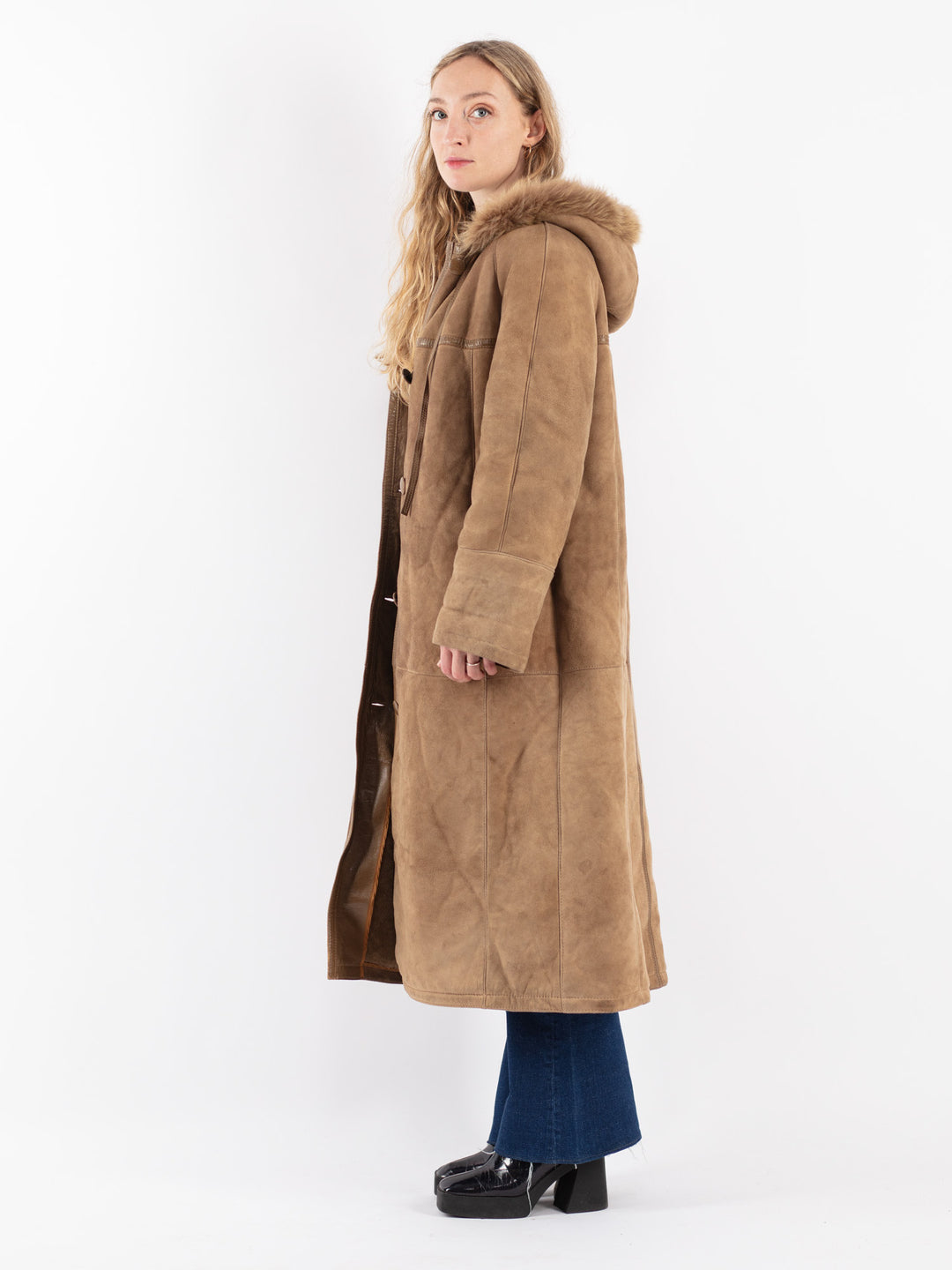 Vintage 70's Women Sheepskin Coat in Beige