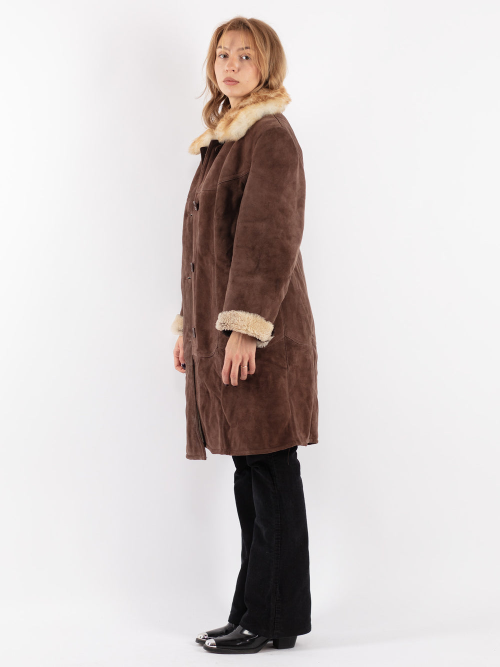 Vintage 70's Women Sheepskin Coat in Brown