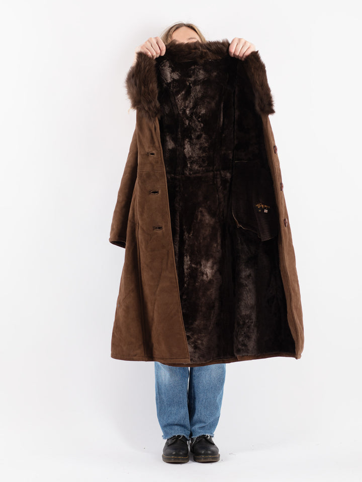 Vintage 70's Women Sheepskin Coat in Brown