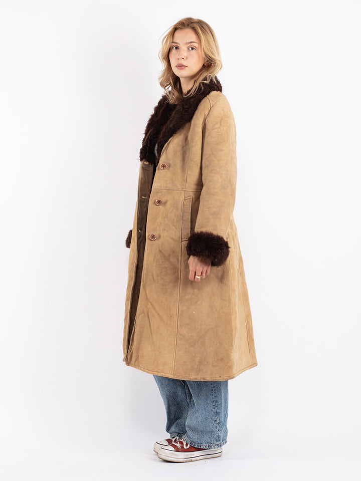 Vintage 70's Women Sheepskin Coat in Beige