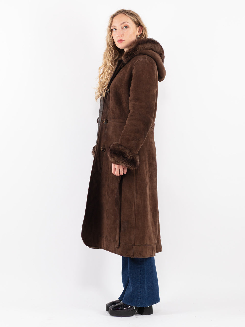 Vintage 70's Women Sheepskin Coat in Brown
