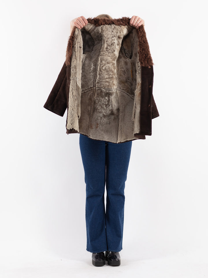 Vintage 70's Women Sheepskin Shearling Coat in Brown