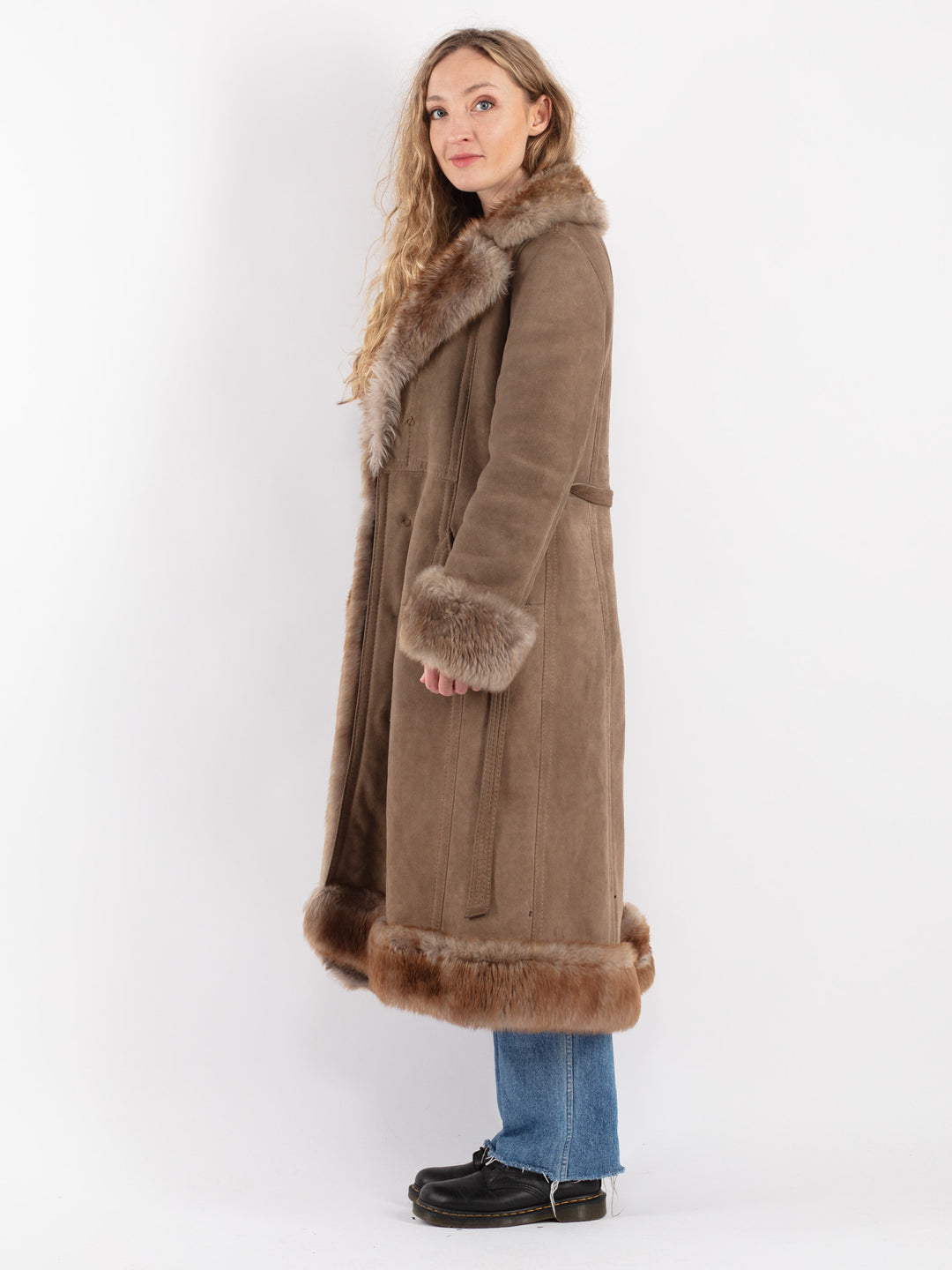 Vintage 70's Women Sheepskin Coat in BrownV9055