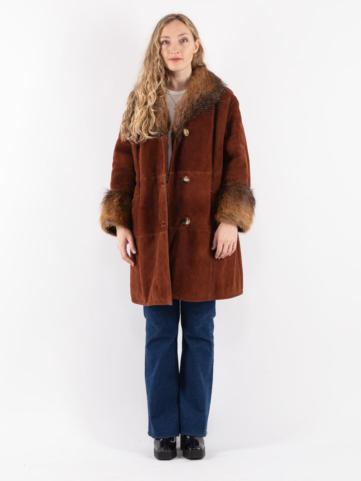 Vintage 70's Women Sheepskin Coat in Brown