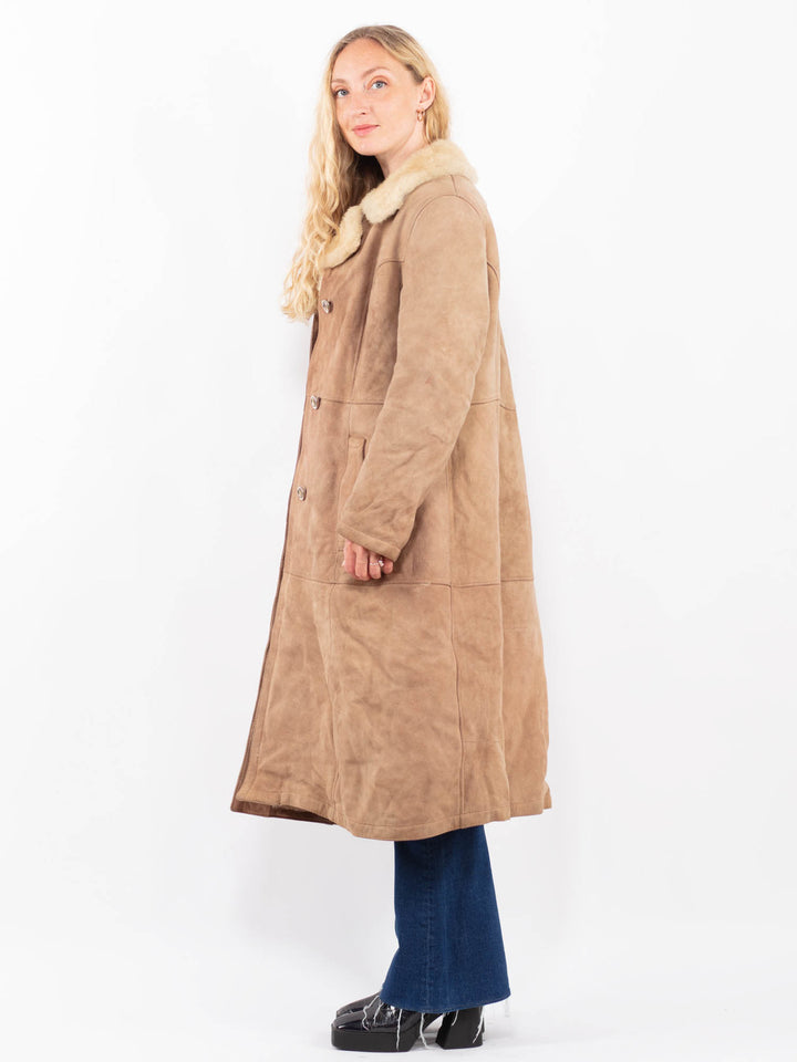 Vintage 70's Women Sheepskin Coat in BeigeA0395
