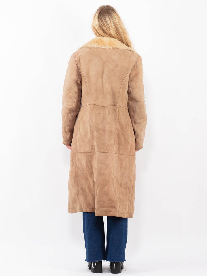 Vintage 70's Women Sheepskin Coat in BeigeA0395
