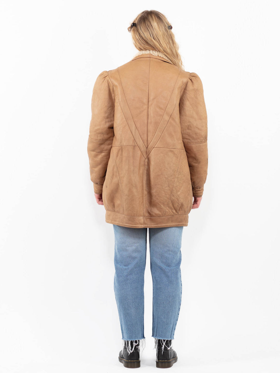 Vintage 70's Women Sheepskin Coat in BeigeA0294