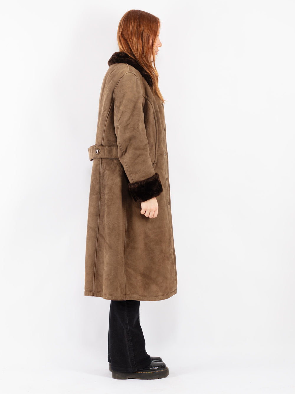 Vintage 70's Women Sheepskin Coat in Beige