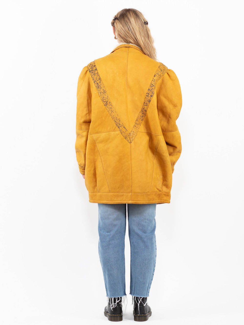 Vintage 70's Women Sheepskin Coat in YellowA0298