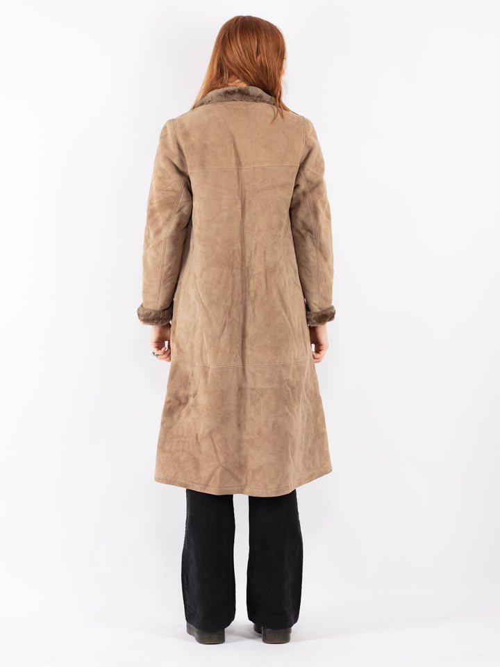 Vintage 70's Women Sheepskin Coat in Beige