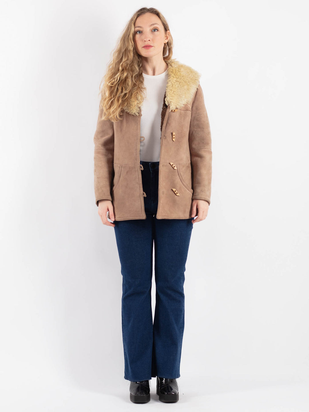 Vintage 70's Women Sheepskin Coat in BeigeV9162