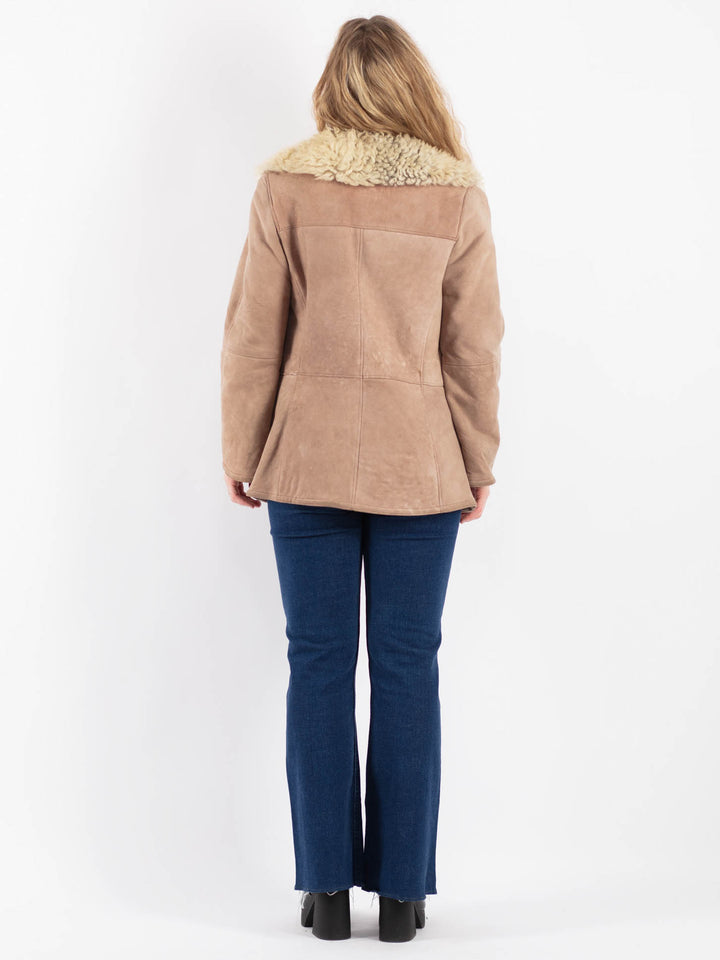 Vintage 70's Women Sheepskin Coat in BeigeV9162