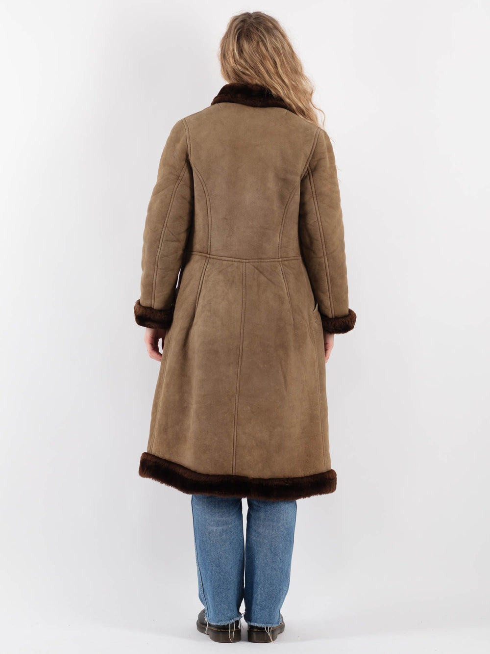 Vintage 70's Women Sheepskin Coat in BeigeV9254