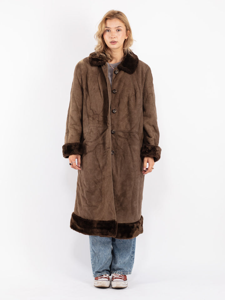 Vintage 70's Women Sheepskin Coat in Brown