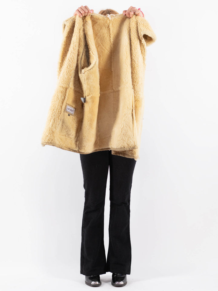 Vintage 70's Women Sheepskin Coat in BeigeV9672