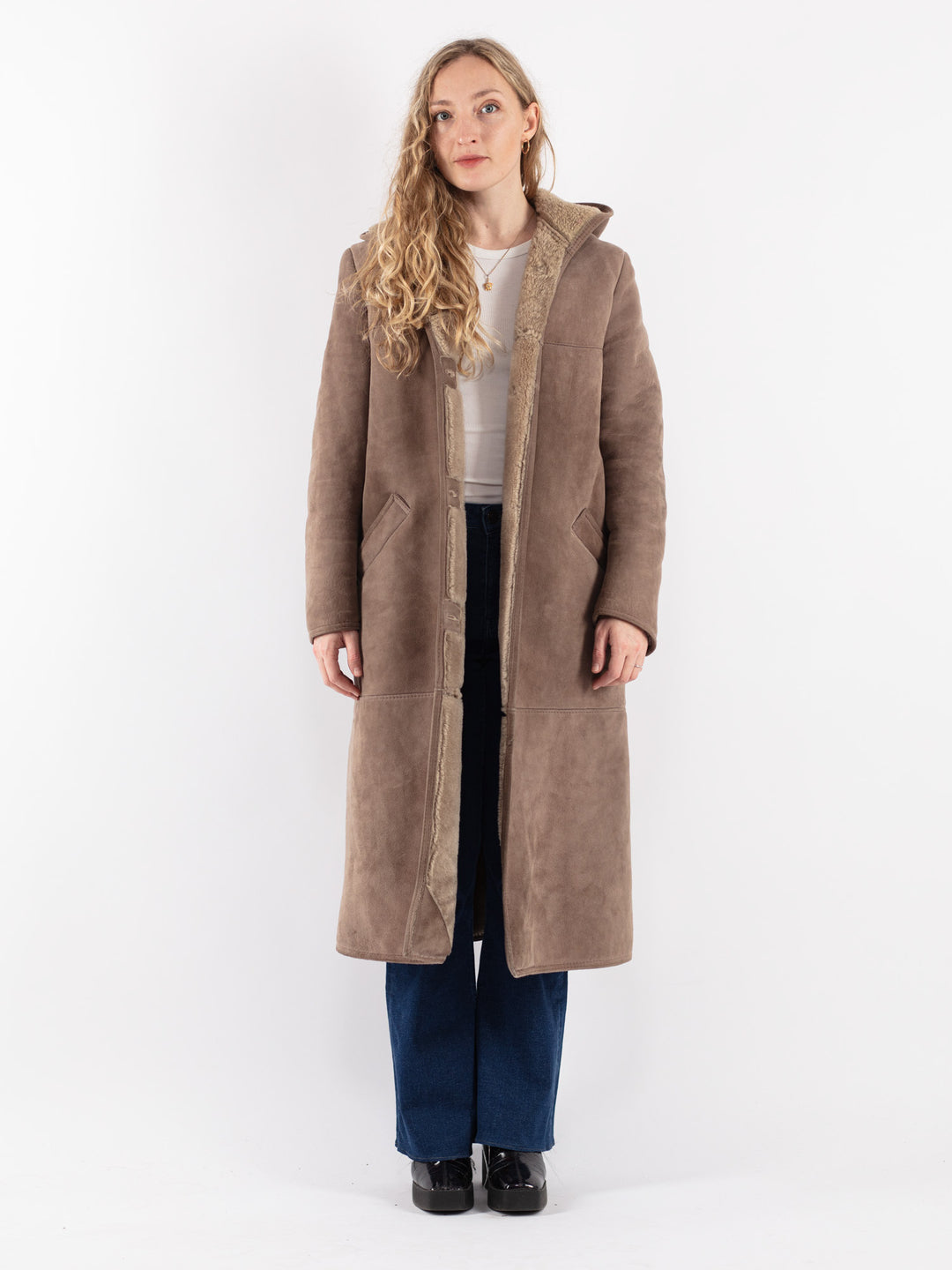 Vintage 70's Women Sheepskin Coat in Beige