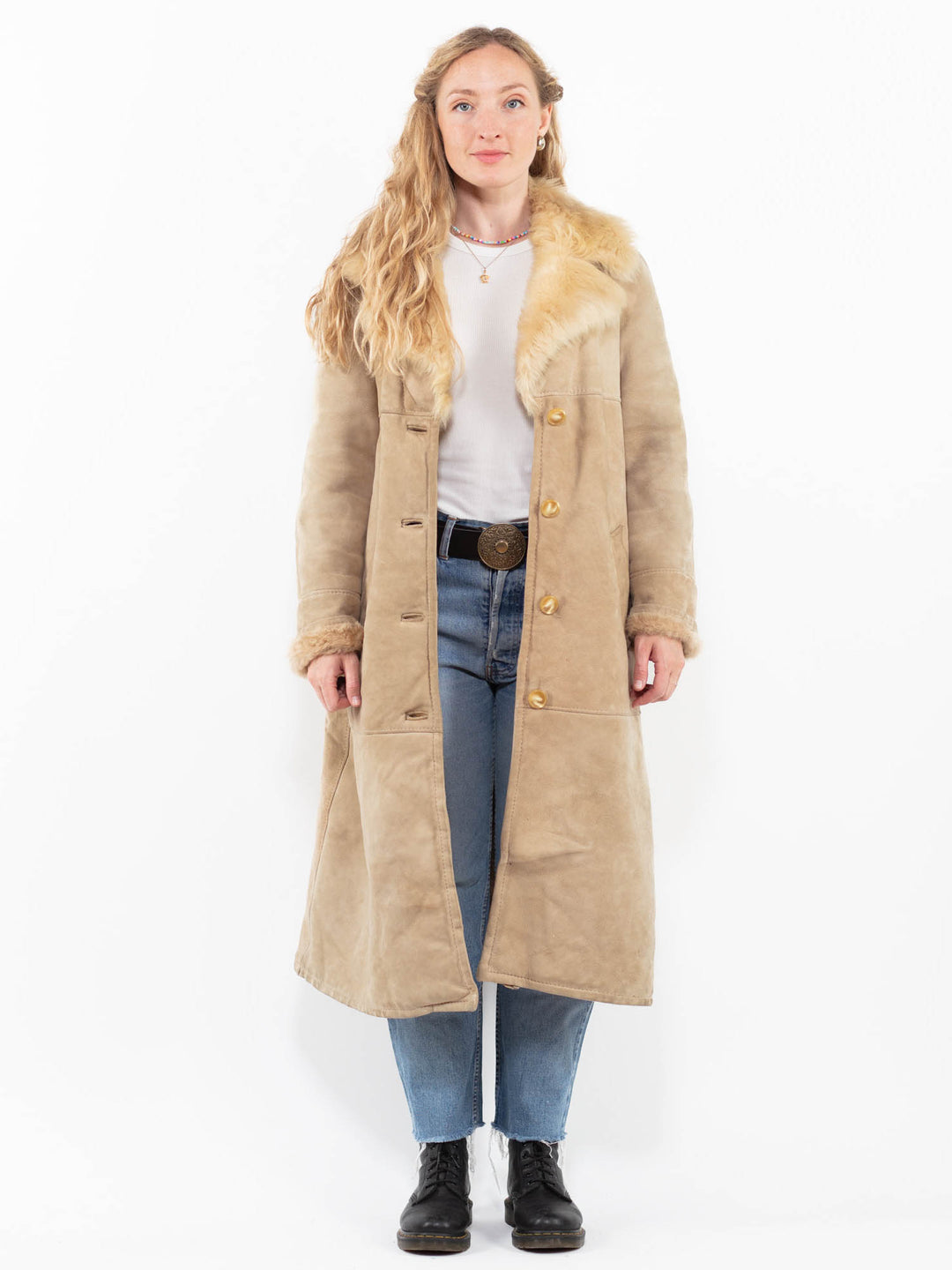 Vintage 70's Women Sheepskin Coat in BeigeA0303