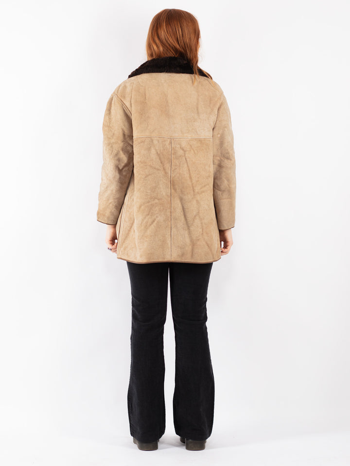 Vintage 70's Women Sheepskin Coat in Beige