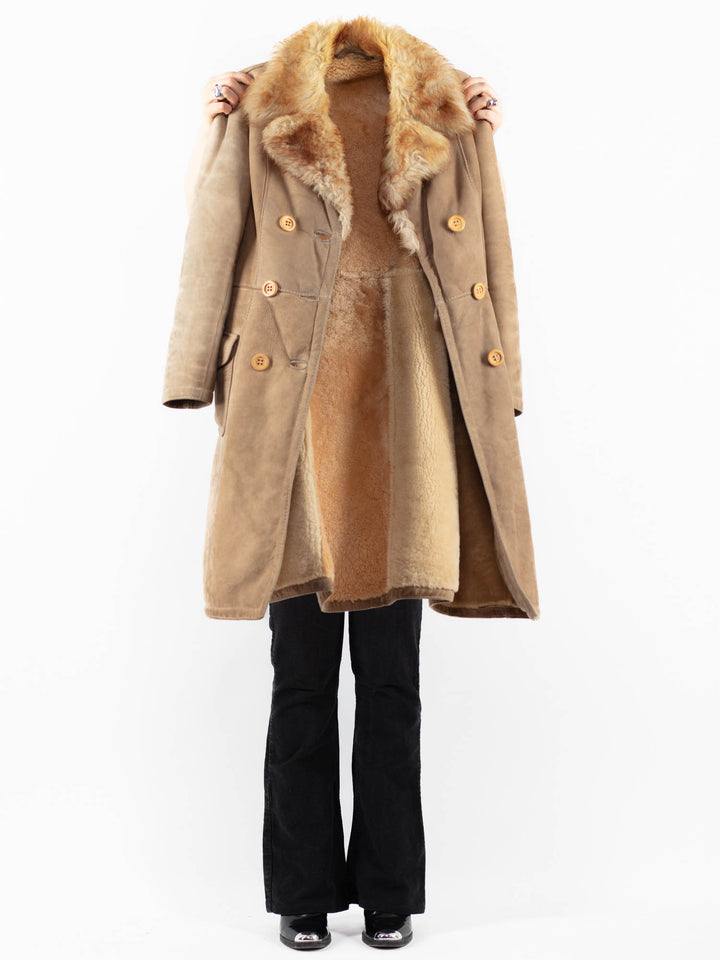 Vintage 70's Women Sheepskin Coat in BeigeV9800