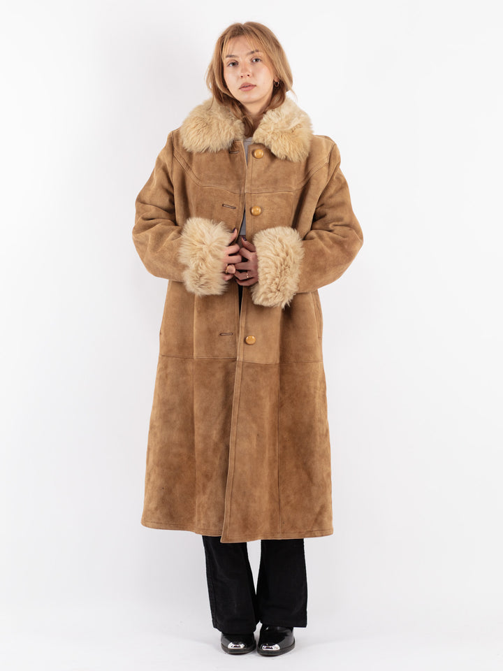 Vintage 70's Women Sheepskin Coat in Beige