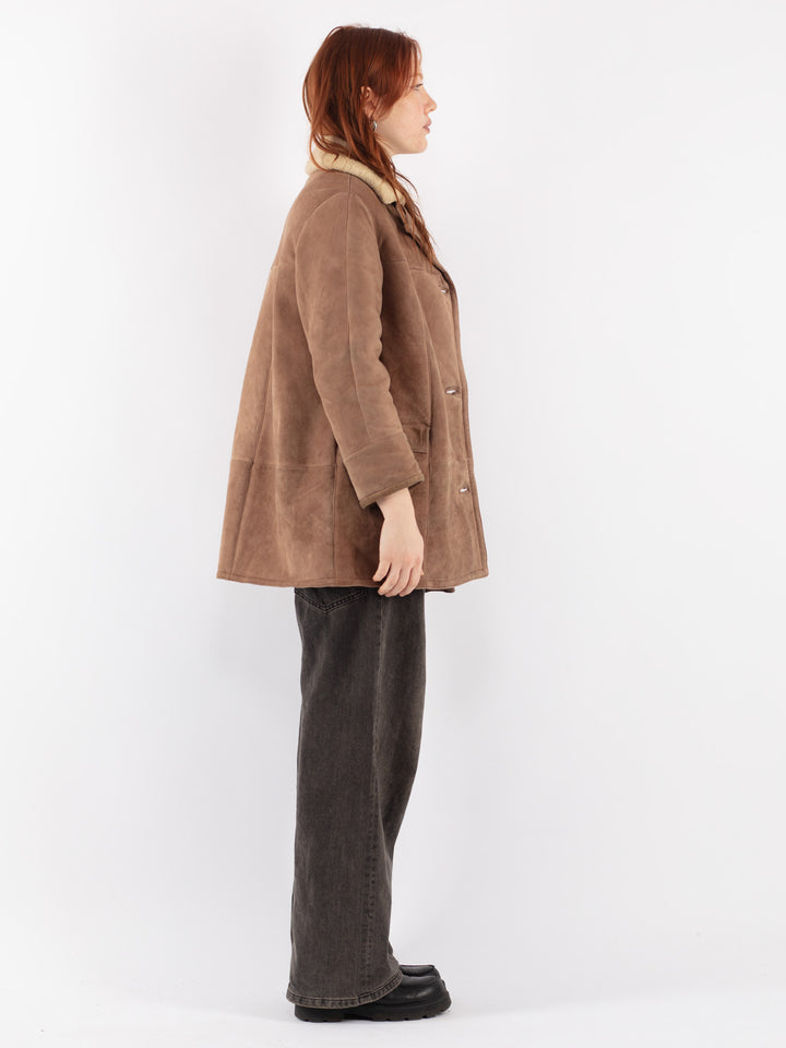 Vintage 70's Women Sheepskin Coat in BrownV8496