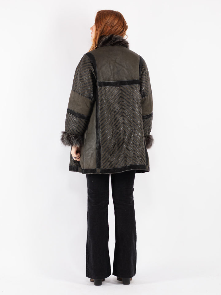 Vintage 70's Women Sheepskin Shearling Coat in
