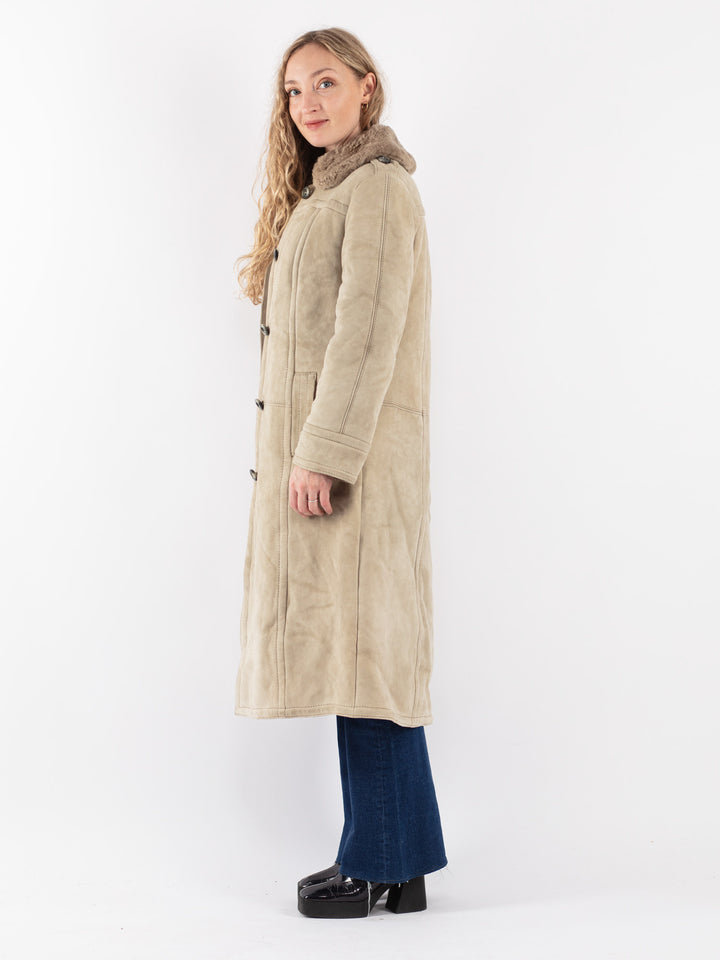 Vintage 70's Women Sheepskin Coat in Beige
