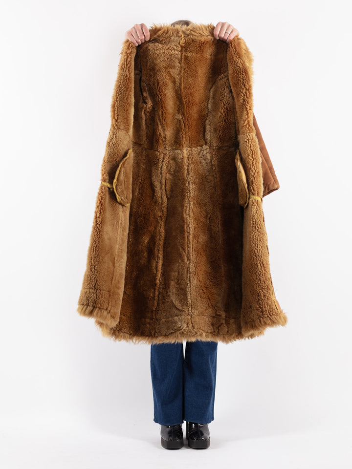 Vintage 70's Women Sheepskin Coat in Brown
