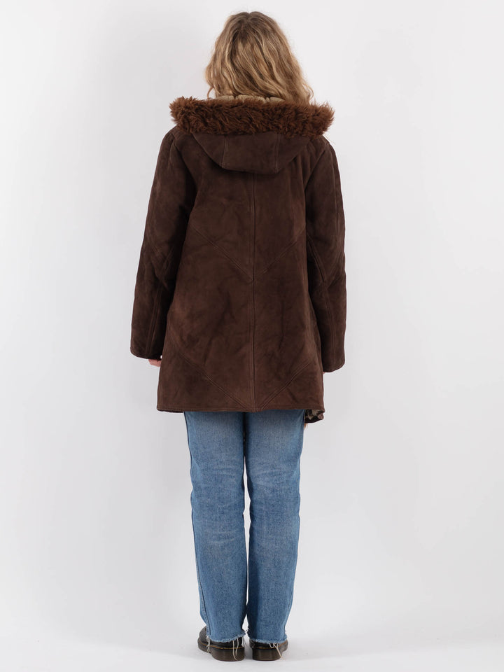 Vintage 70's Women Sheepskin Coat in Brown