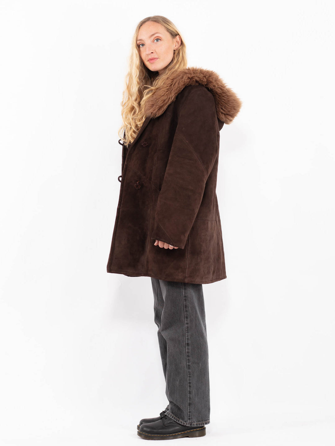 Vintage 70's Women Sheepskin Coat in BrownA0655