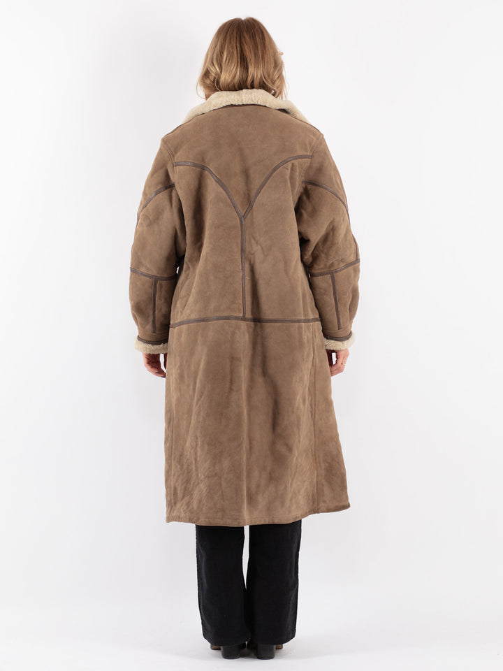 Vintage 70's Women Sheepskin Coat in Beige