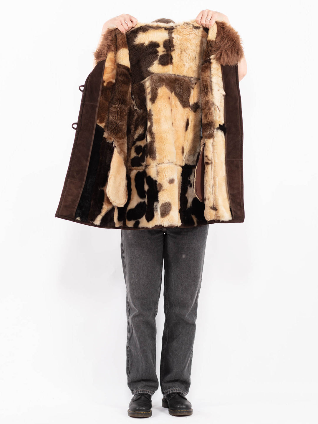 Vintage 70's Women Sheepskin Coat in BrownA0655