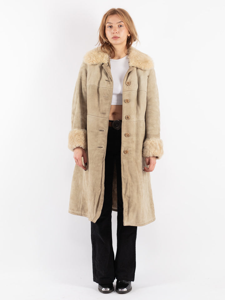 Vintage 70's Women Sheepskin Coat in Beige