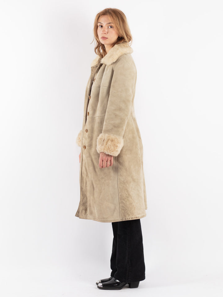 Vintage 70's Women Sheepskin Coat in Beige