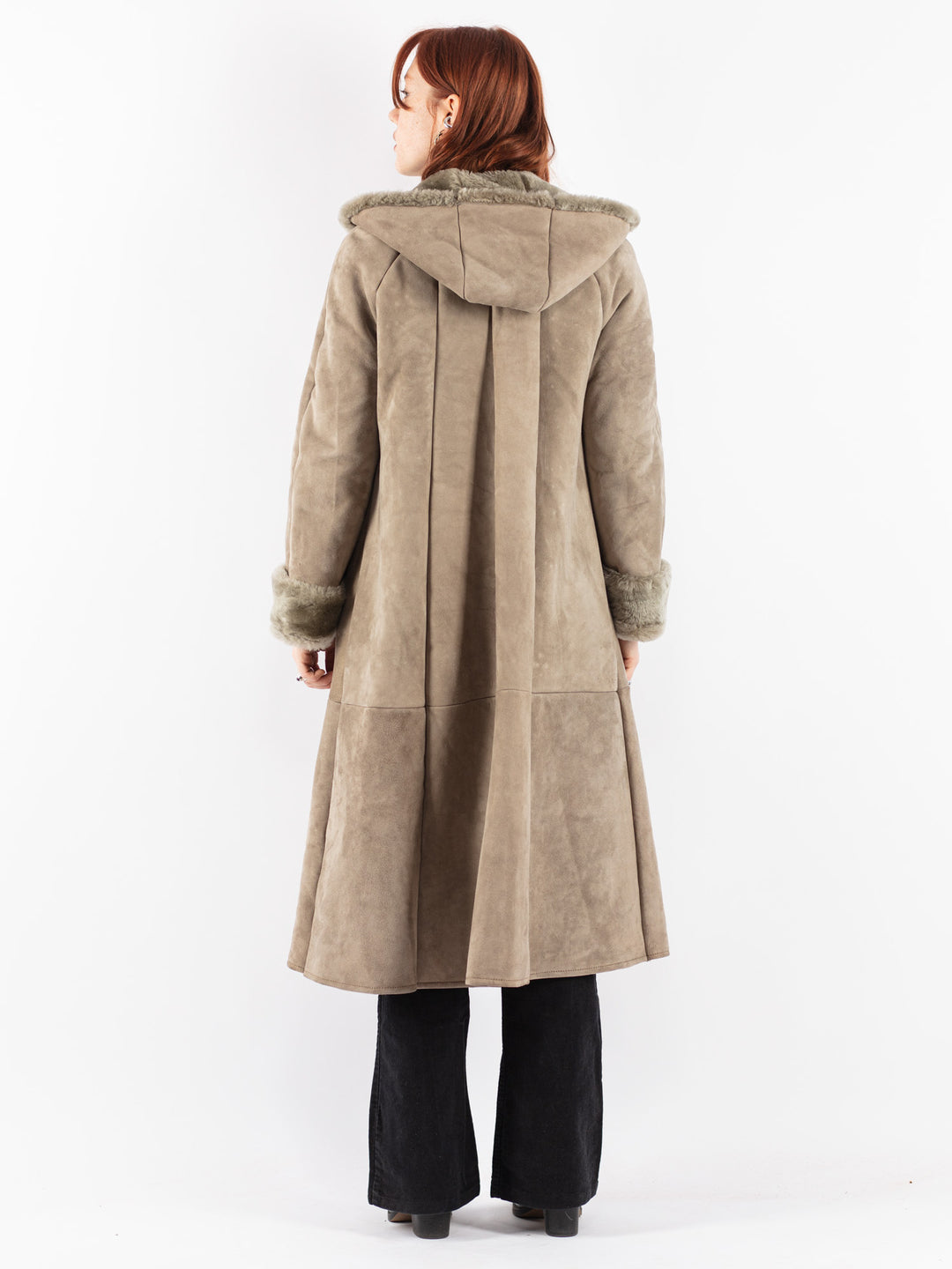 Vintage 70's Women Sheepskin Coat in Beige