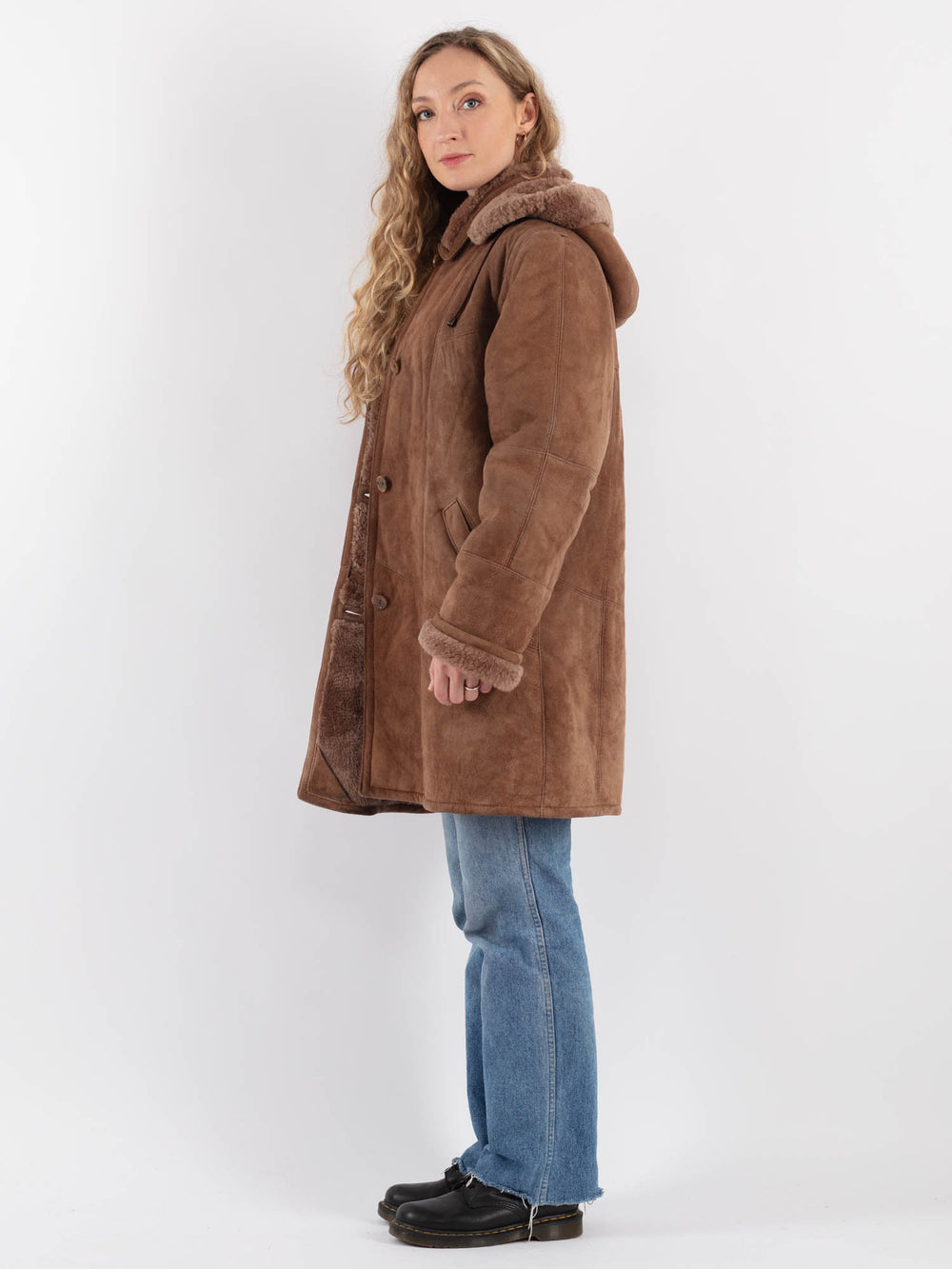 Vintage 70's Women Sheepskin Coat in Brown